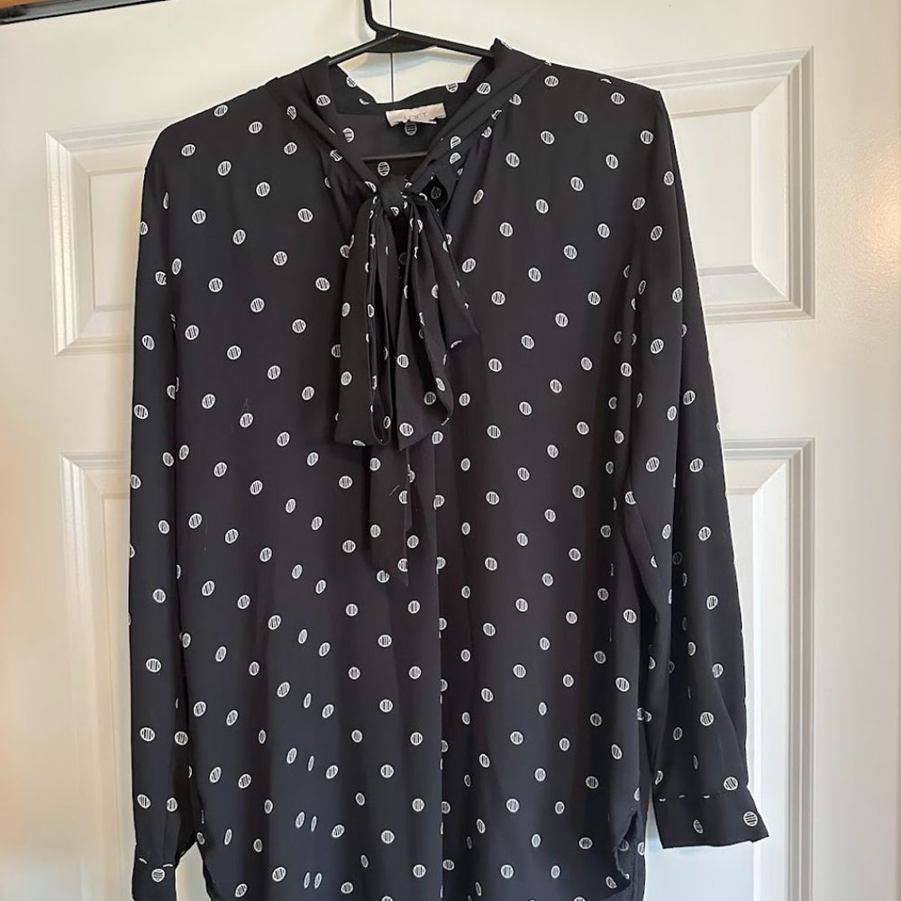 LOFT Outlet | Blouse | Black w/ Front Bow | Size M
